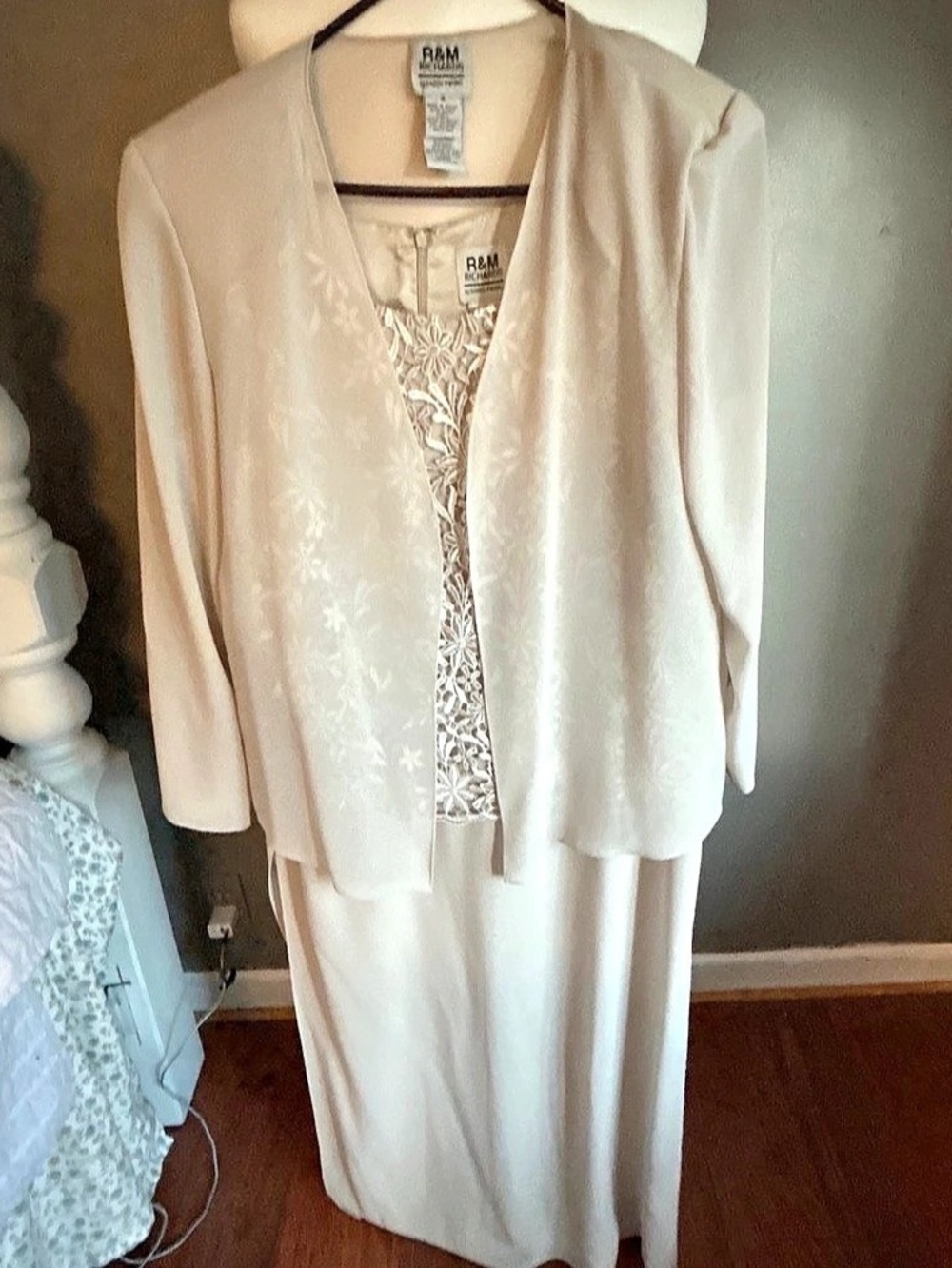 R&M Richards 2-Piece Sequin Lace Jacket and Dress Set Size 16